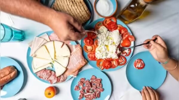 ۱۰ خوراکی‌ مهم رژیم مدیترانه‌ای برای طول عمر بیشتر